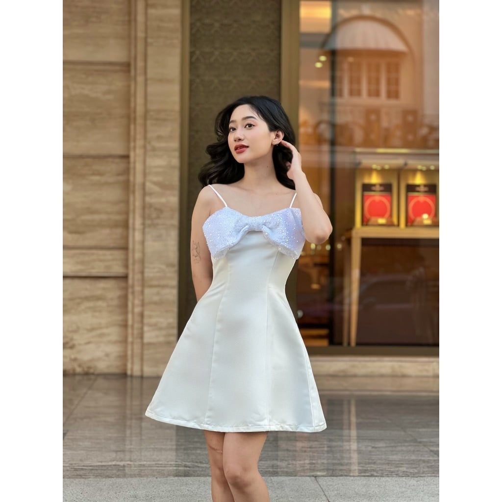 Đầm nữ tafta hai dây bản nơ to đính đá form xòe BOW DRESS - GOÛT DE JUN