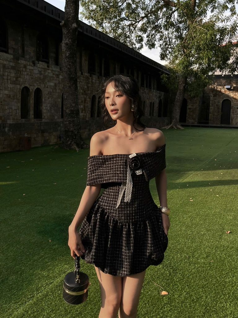 Đầm Nữ Mini Trễ Vai Form Bí Chất Liệu Tweed Sang Trọng - LIURI DRESS - GOÛT DE JUN