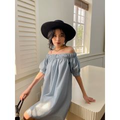 GOÛT DE JUN - Đầm bẹt vai xanh - Azura Dress