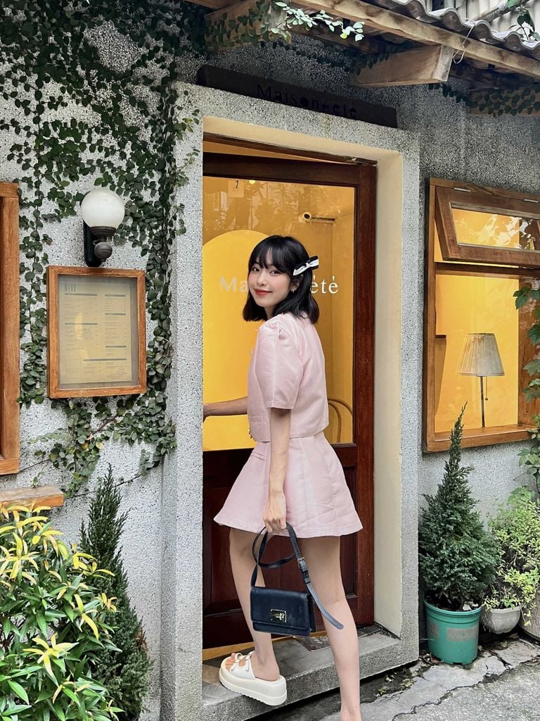 Set Áo Croptop Phối Chân Váy Nữ Tiểu Thư Kate Set - GOÛT DE JUN
