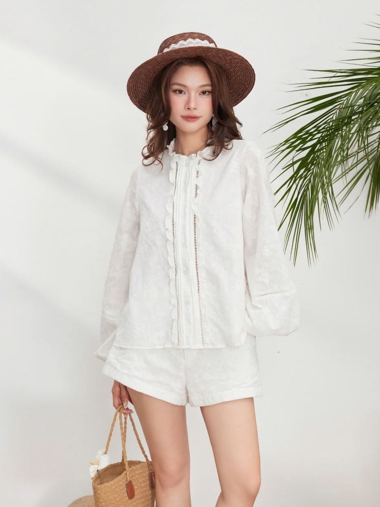 (Bán Lẻ) Set Nữ TAKAIS Áo Tay Phồng Cách Điệu Phối Quần Short Basic GOUT DE JUN