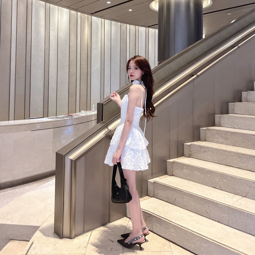 Đầm Trắng 2 Dây Dự Tiện Họa Tiết Hoa (Tặng Kèm Hoa) - JINNI DRESS - GOÛT DE JUN