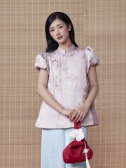 Áo Nữ SƯƠNG HOA Cổ Tàu Truyền Thống Tay Ngắn Bồng Đính Nơ Vải Gấm GOUT DE JUN