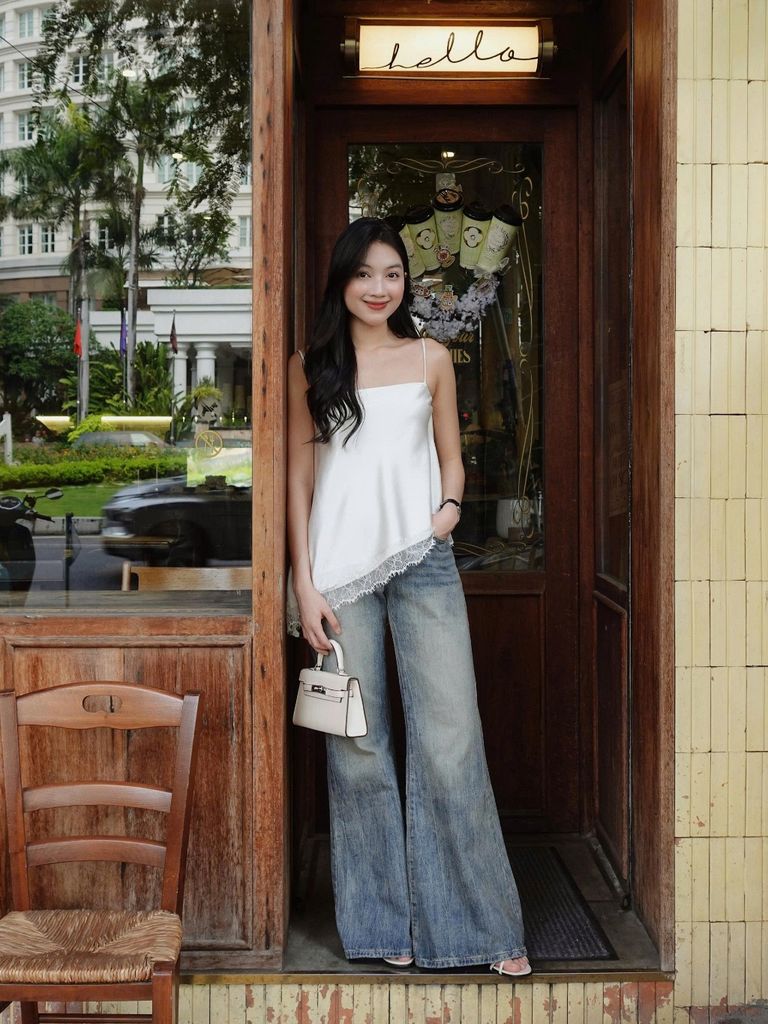 Áo Nữ ROULEN Hai dây Lụa Phối Ren Lưng Cổ Đổ Cột Dây GOÛT DE JUN