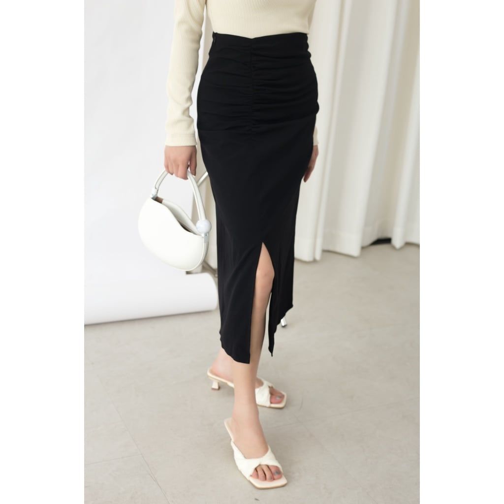 GOÛT DE JUN - Chân váy nữ dáng dài xẻ tà nhún eo - Mira Skirt