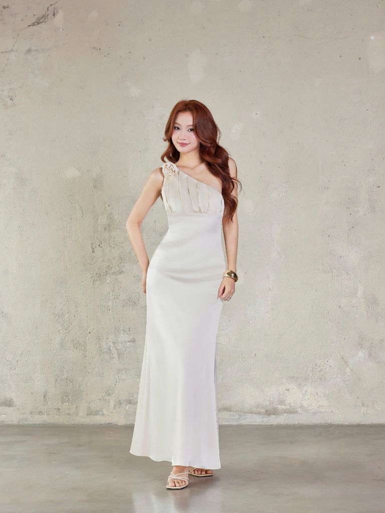 Đầm Nữ GIWEN Cổ Lệch Đính Hoa Đi Tiệc Sang Chảnh GOÛT DE JUN