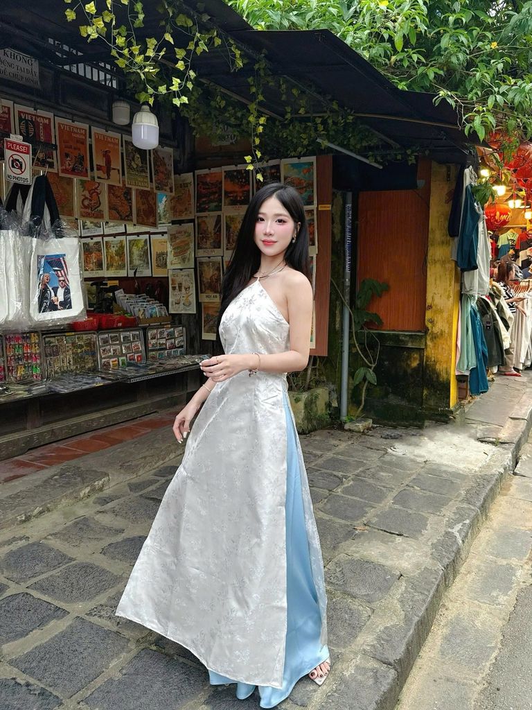 (Bán Lẻ) Set Áo Dài PHÚC HY Cổ Yếm Vải Gấm Hoa Và Quần Lụa Dài Ống Suông  GOÛT DE JUN