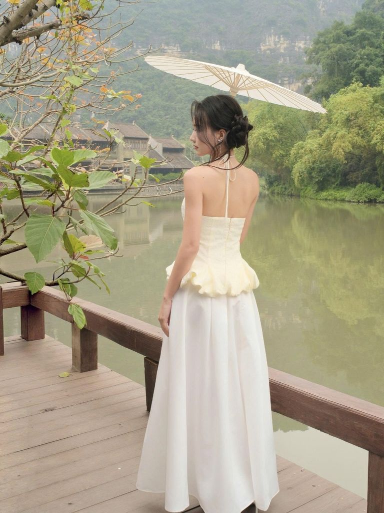 Áo Nữ MINH DẠ Gấm Hoa Cổ Yếm Hở Lưng Tôn Dáng GOUT DE JUN