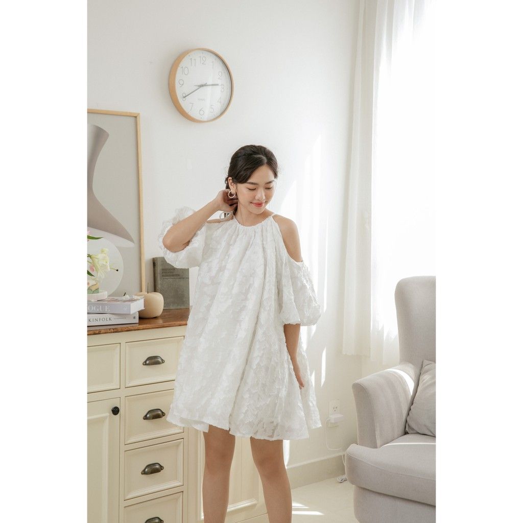Đầm freesize Cut-out vai Goût De Jun MAON DRESS