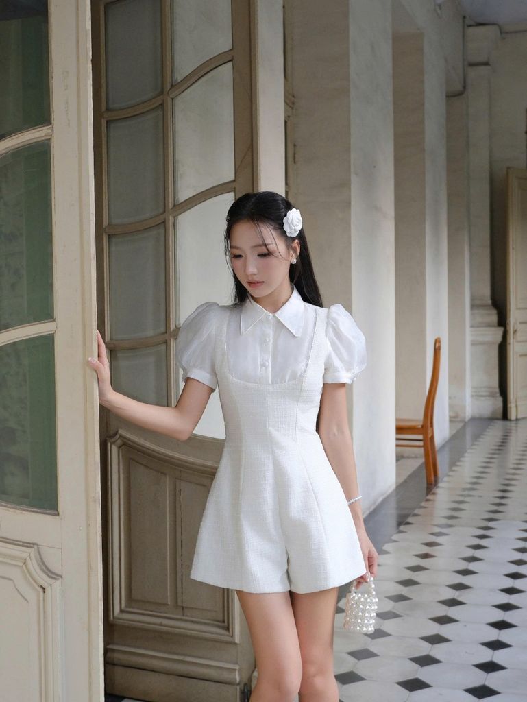 Bộ Jumps Nữ THIRASY Cổ Sơmi Dáng Ngắn Đính Cúc Tay Bồng Tiểu Thư GOÛT DE JUN