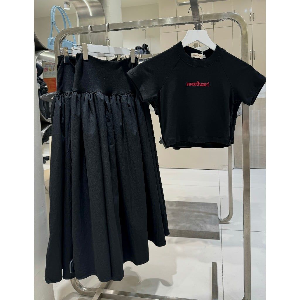 Set Áo Croptop Nữ Basic Phối Chân Váy Dài Dáng Xòe ( bán lẻ ) - KARIN SET - GOÛT DE JUN