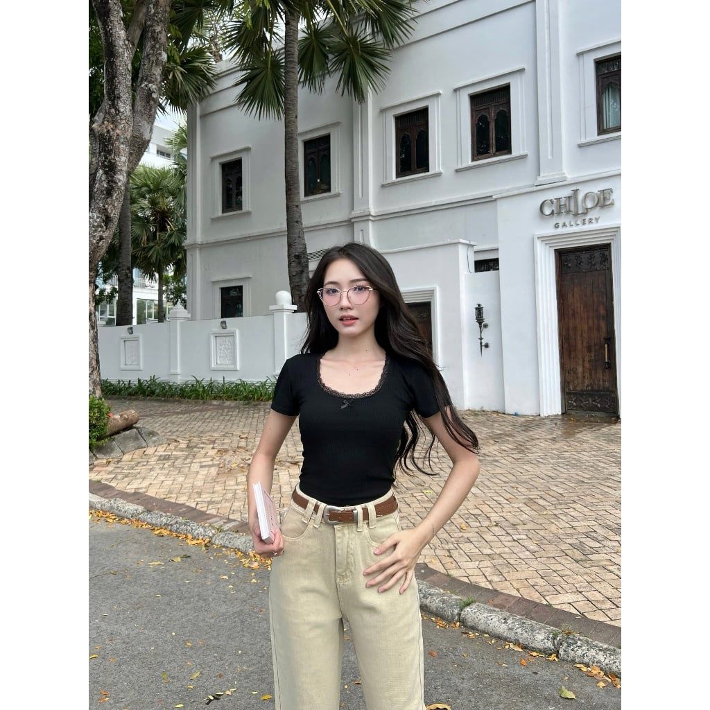 Áo Thun Form Ôm Cổ Tròn Viền Ren Phối Nơ - CHAXYN TOP - GOÛT DE JUN