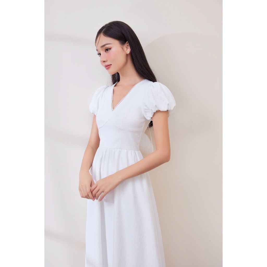 Đầm Nữ Tay Phồng Form Dài Hở Lưng Viền Ren Trẻ Trung - DOWKI DRESS - GOÛT DE JUN