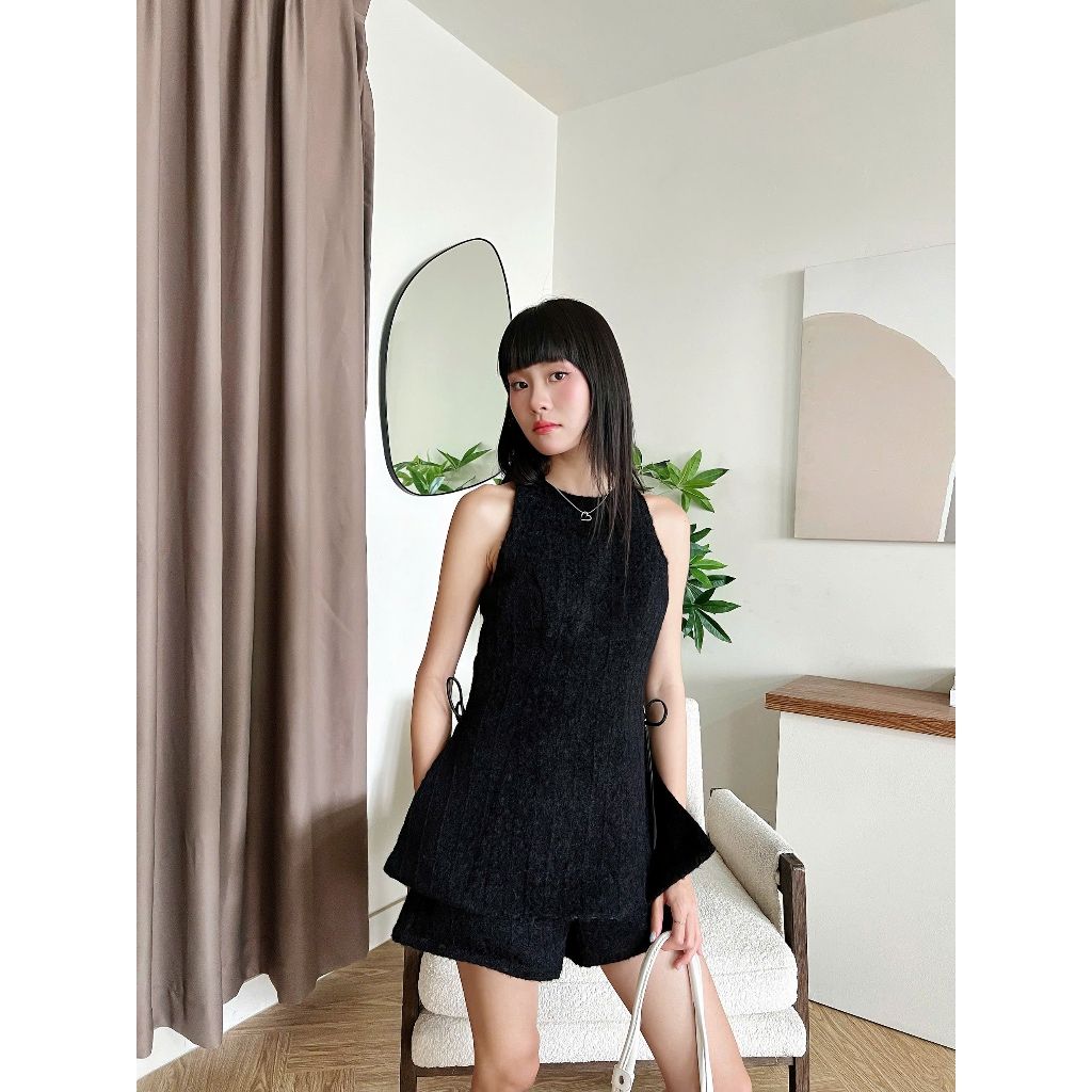 Áo Dáng Ôm Body Không Tay, Quần Short Nữ (Bán lẻ) | DADAS | SECODEE