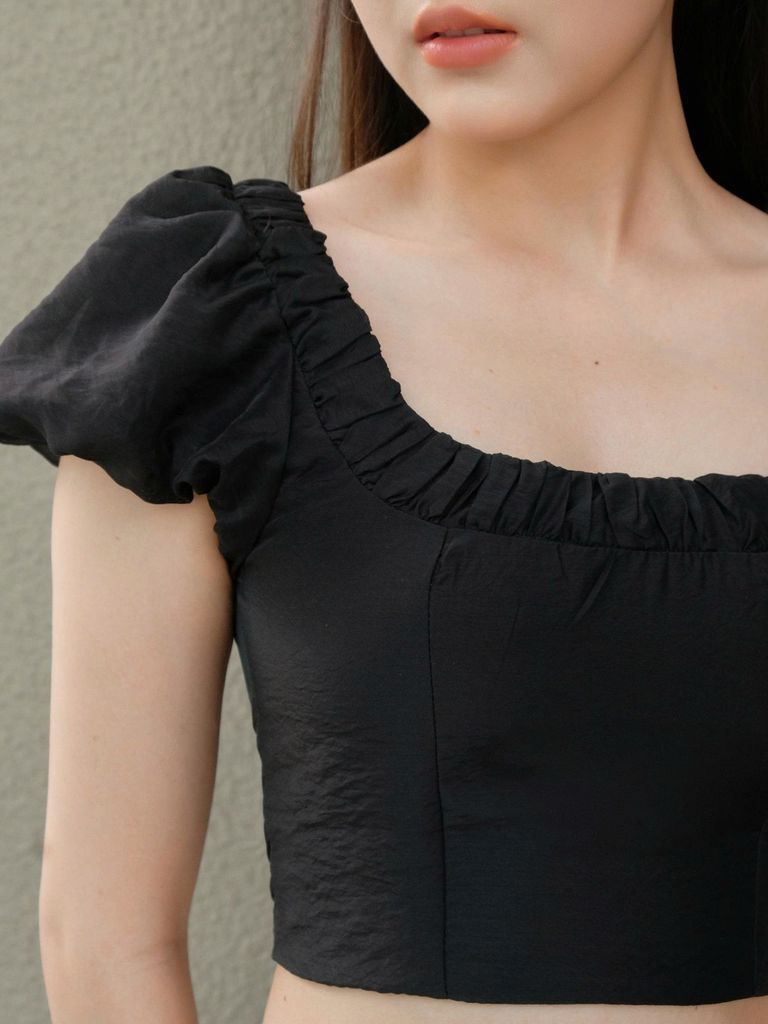 Áo Kiểu Nữ HUGHY Dáng Ngắn Cổ Vuông Tay Phồng GOÛT DE JUN
