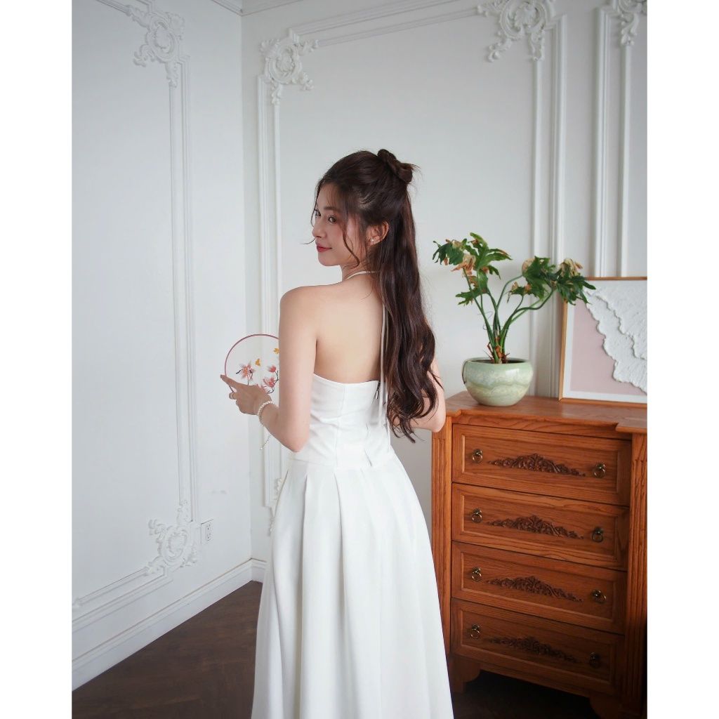 Set Áo Yếm Nữ Phối Ren Nơ Và Chân Váy Dài Xếp Ly Sexy  (bán lẻ) -  JEANA SET - GOÛT DE JUN