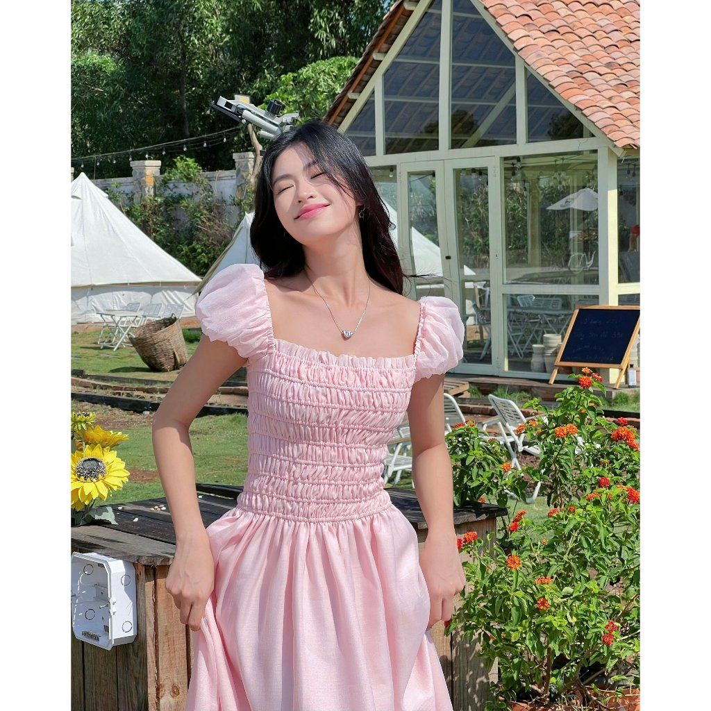 Đầm Maxi Cổ Vuông Tay Bồng Bo Chun Ôm Dáng Ngực - THERI DRESS - GOÛT DE JUN