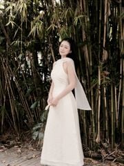 Áo Dài Nữ THANH ANH Cổ Yếm Hở Lưng Vải Voan Tơ Cách Điệu Nữ Tính (Không Kèm Quần) GOUT DE JUN