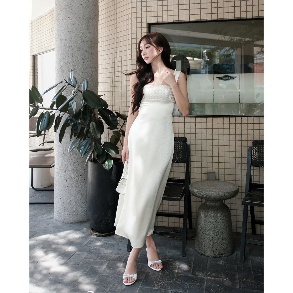 GOUT DE JUN Đầm Lụa Hai Dây Bản To ALBA DRESS Váy Đi Tiệc Đính Hạt Ngực Sang Trọng FGDA2606057