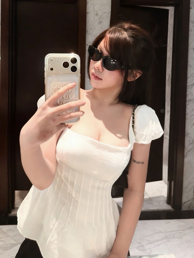 Áo Kiểu Nữ PARTINS TOP Tay Phồng Chiết Eo Tôn Dáng Phong Cách Tiểu Thư GOUT DE JUN