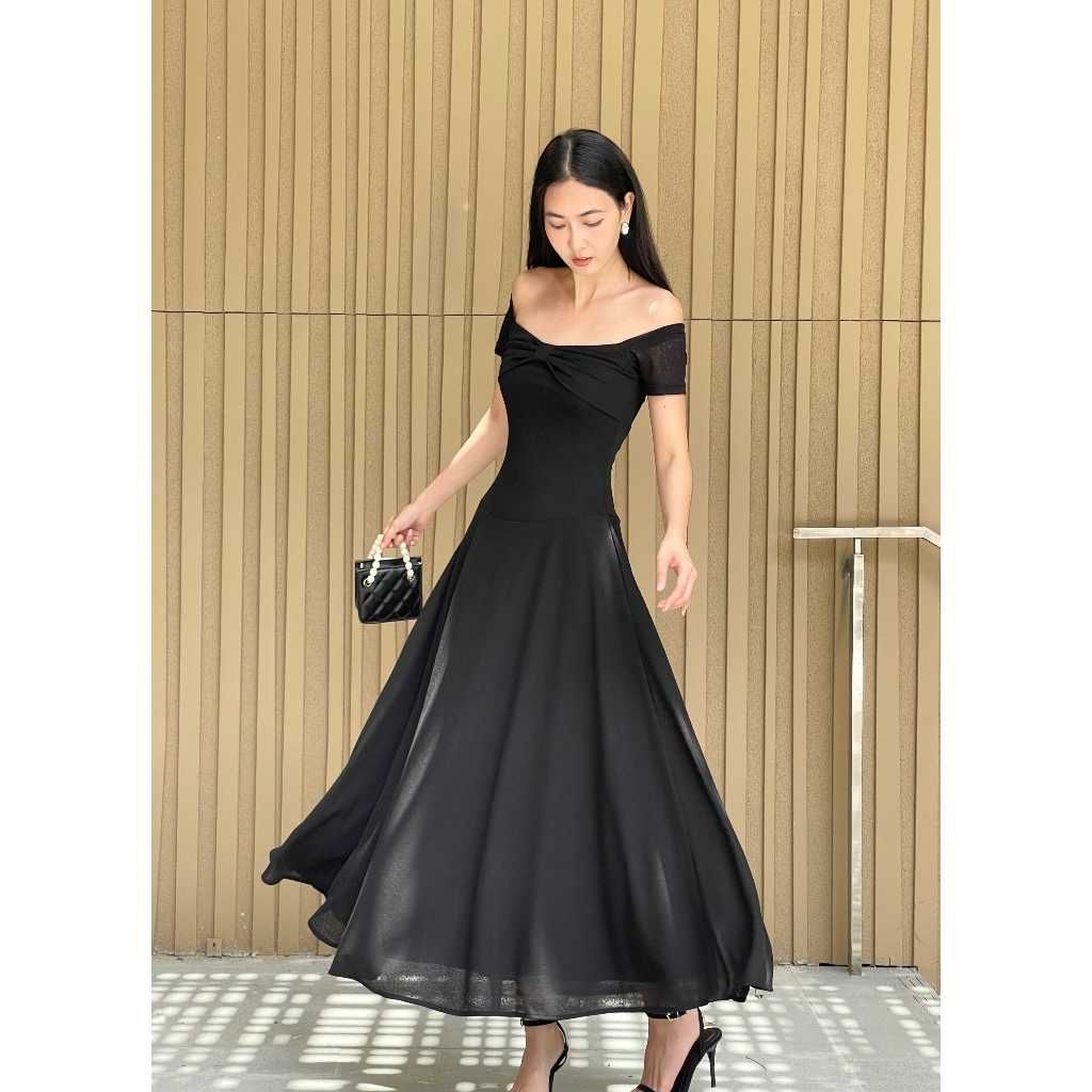 Đầm Nữ Trễ Vai Kiểu Nơ Ngực Dáng Dài Xoè - WENIA DRESS - GOÛT DE JUN