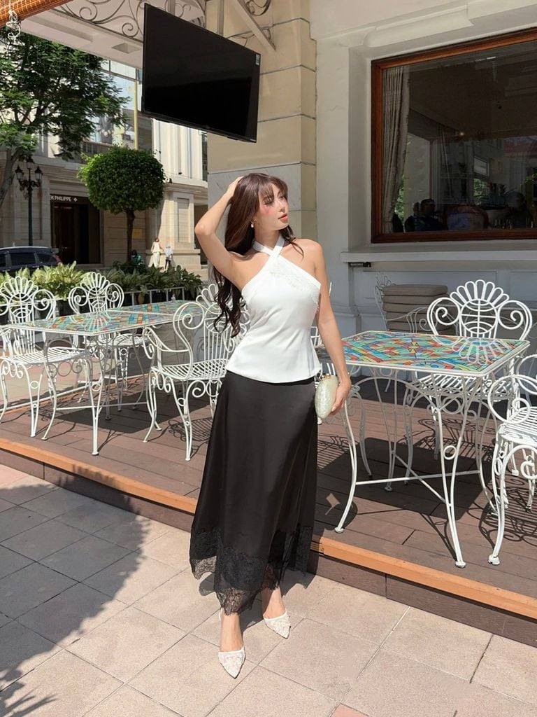 Chân váy Nữ GORGEH Lụa Dáng Dài Phối Ren GOÛT DE JUN