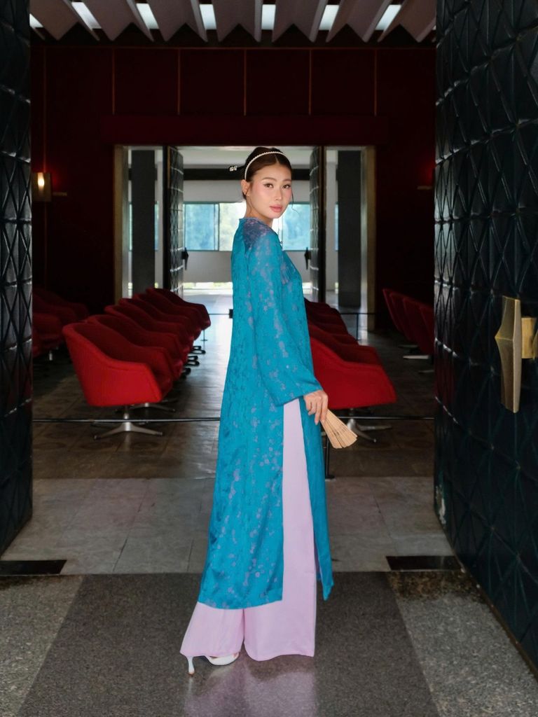 (Không Kèm Áo) Quần Dài Nữ XUÂN CHI Lụa Phối Chun Ống Rộng GOÛT DE JUN