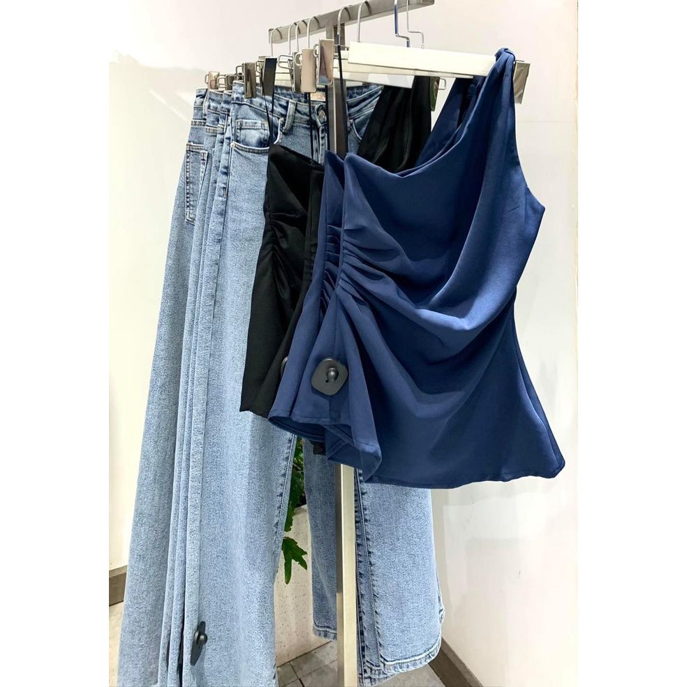 GOÛT DE JUN - Áo kiểu nữ lệch vai - Charmee top