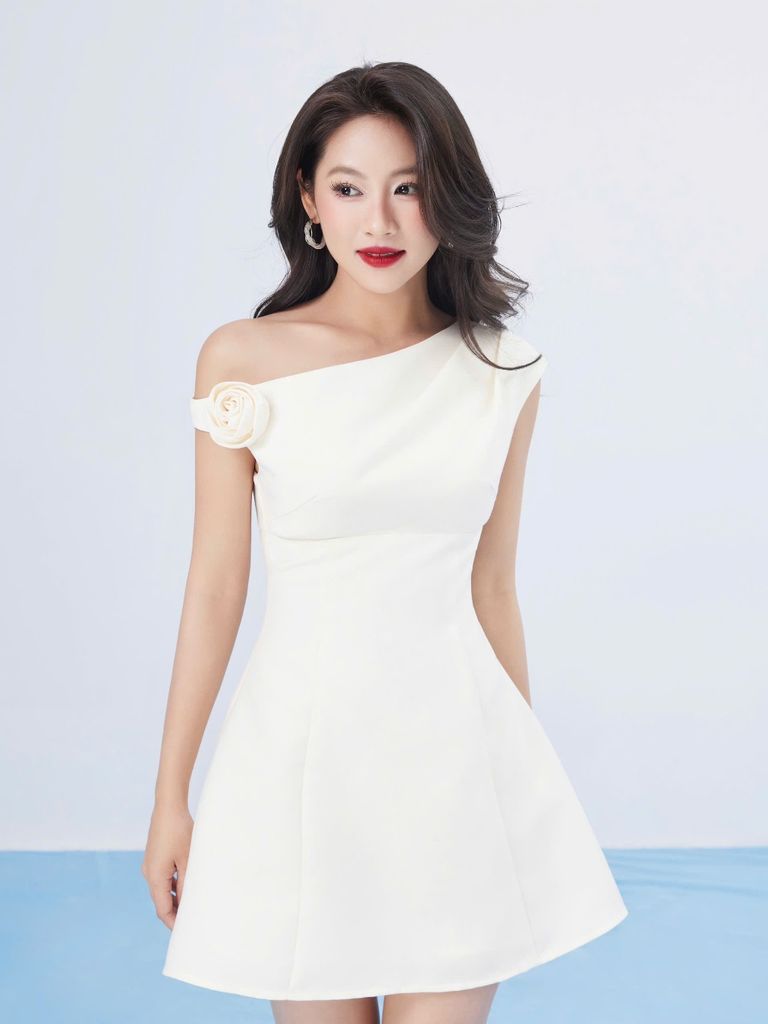 Đầm Nữ Đi Tiệc Trễ Vai Mini Form Thanh Lịch (Kèm Hoa)  - ELEGANT DRESS - GOÛT DE JUN