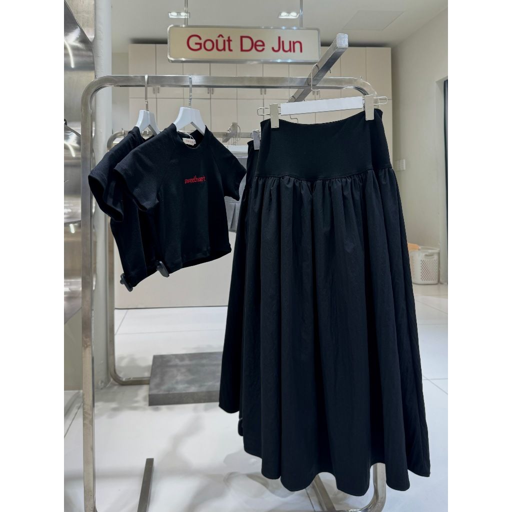 Set Áo Croptop Nữ Basic Phối Chân Váy Dài Dáng Xòe ( bán lẻ ) - KARIN SET - GOÛT DE JUN