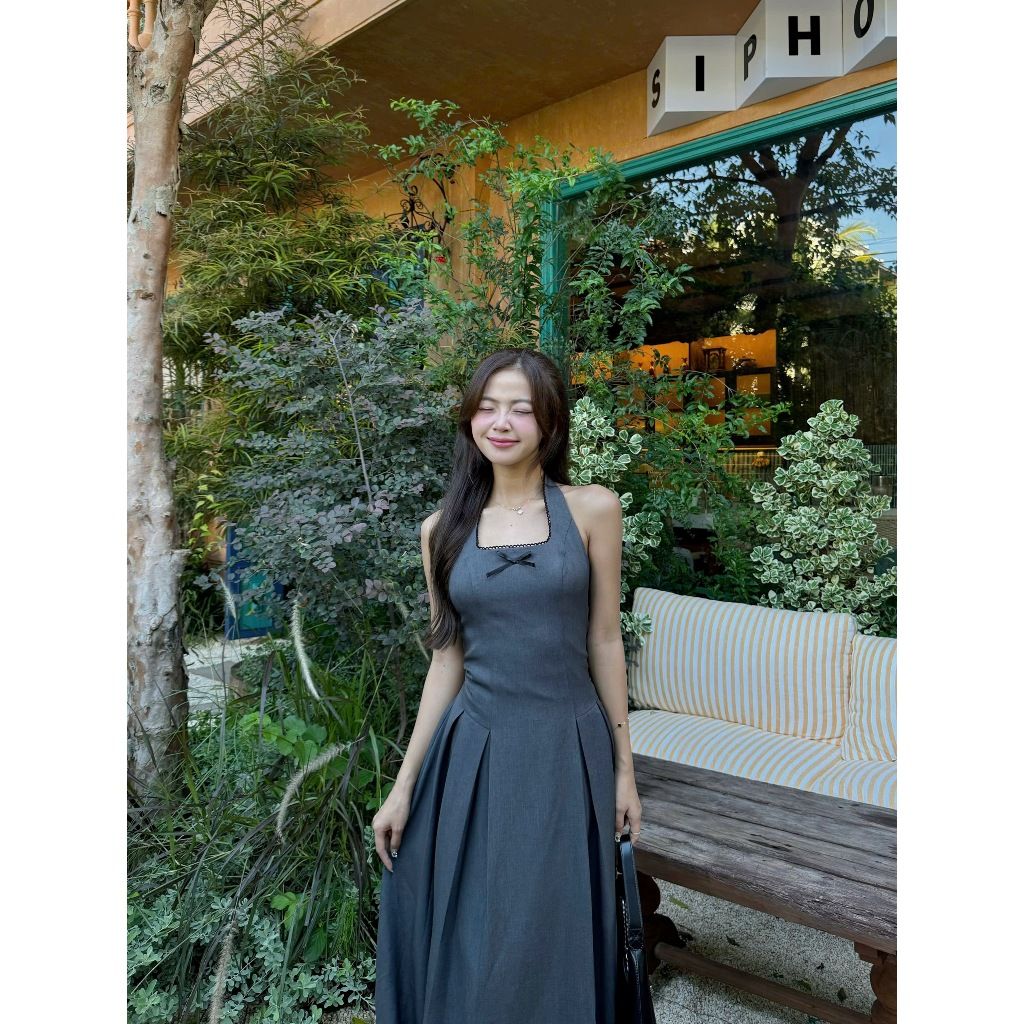 Đầm Nữ Thiết Kế Cổ Yếm Viền Ren Form Dài Tôn Dáng- OMAS DRESS - GOÛT DE JUN