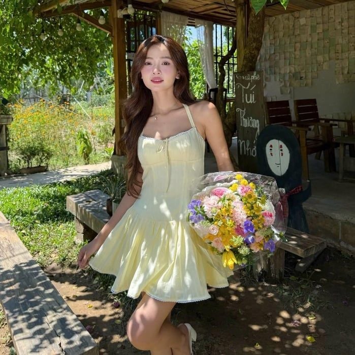 Đầm Nữ Mùa Hè Cổ Yếm Thắt Nơ Phối Ren Form Ngắn Dễ Thương - ROVIA DRESS - GOÛT DE JUN