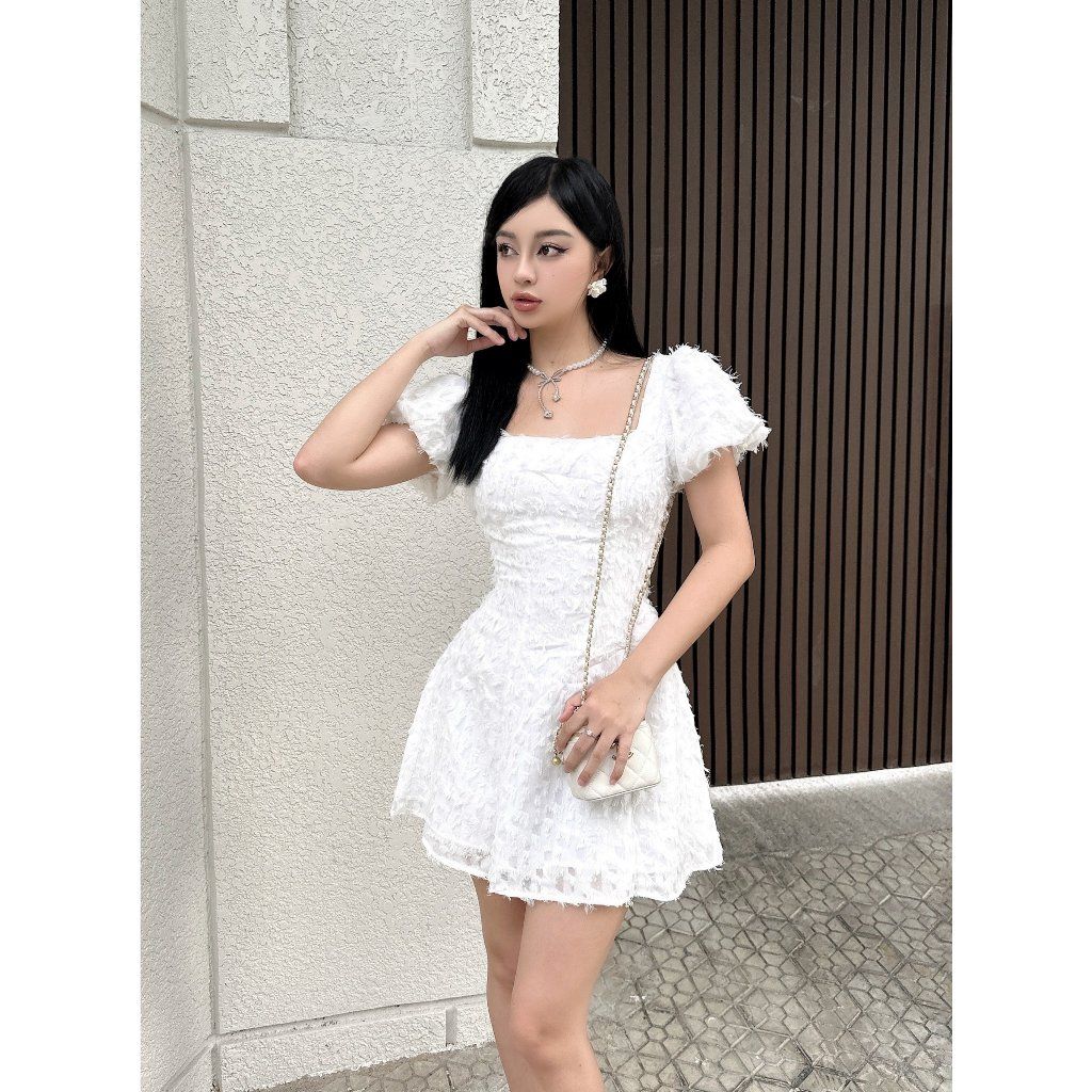 Đầm Nữ Tay Phồng Hở Lưng Phối Lông Vũ 3D - CILIA  DRESS