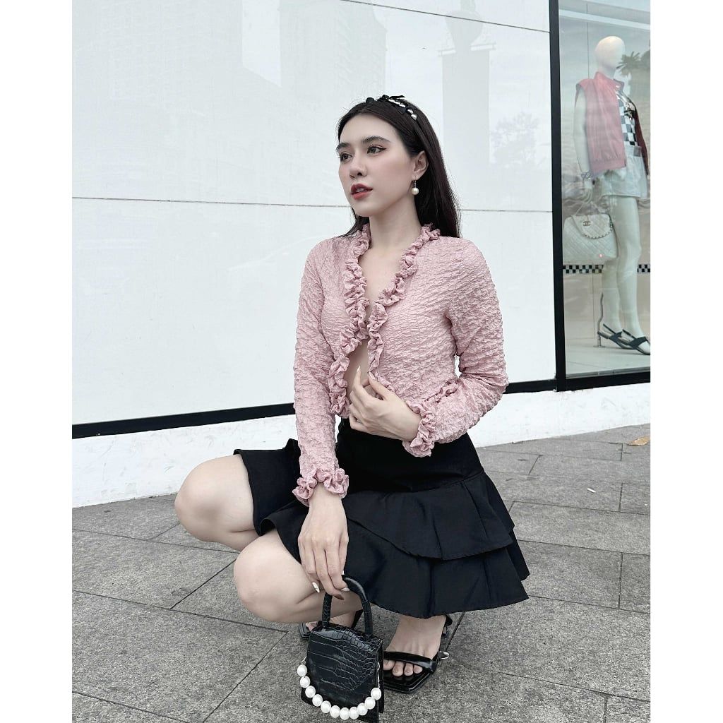 Áo croptop nữ tay dài phối bèo - URi TOP - GOÛT DE JUN
