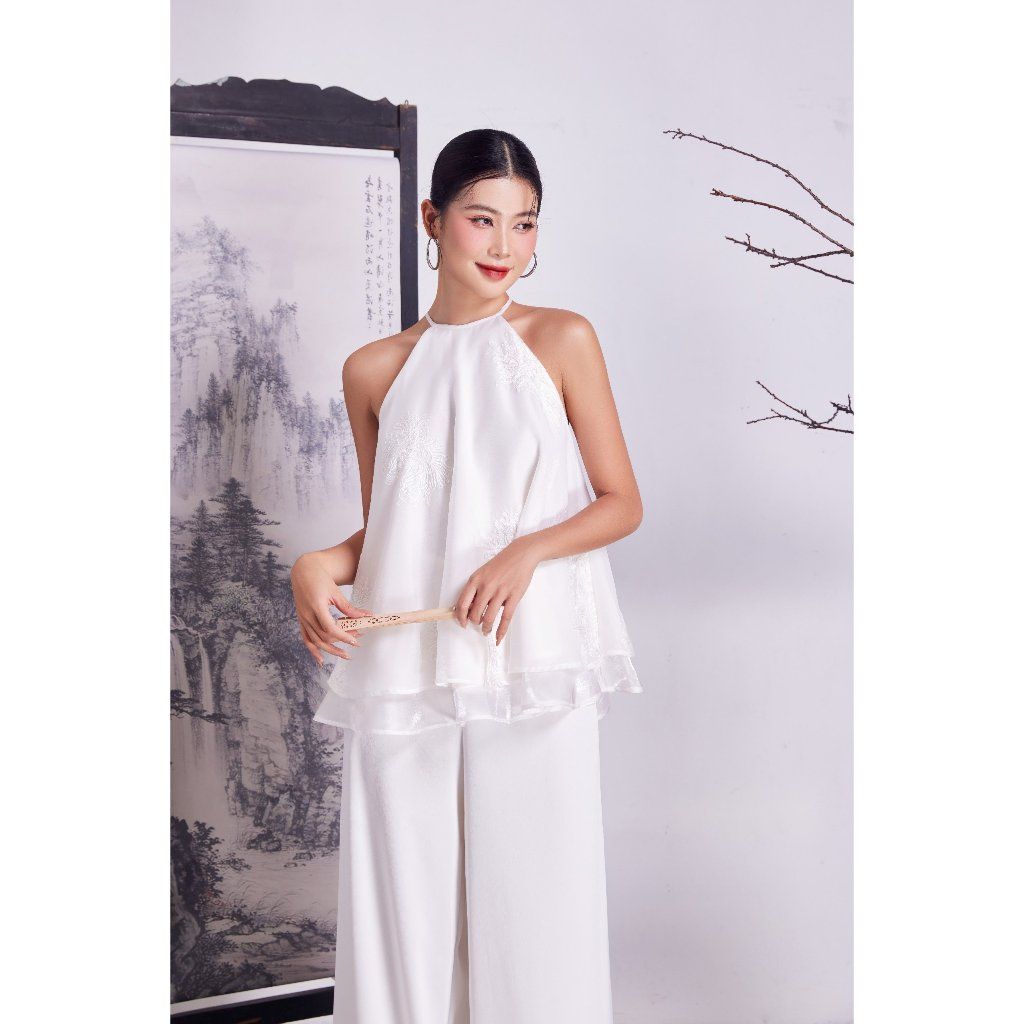 Áo Nữ Voan Hoa Nổi Thiết Kế Cổ Yếm Nhẹ Nhàng  (không kèm quần) - WENNA TOP - GOÛT DE JUN