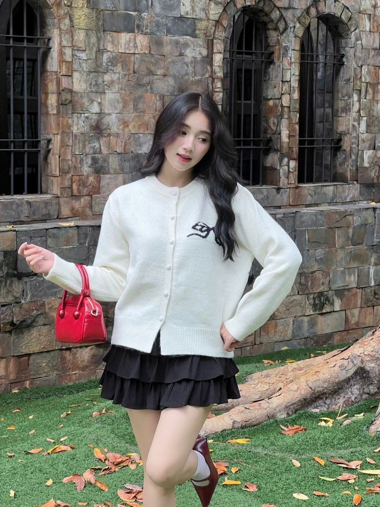 Áo Nữ Cardigan Len Dệt Cổ Tròn Thêu Nơ Dễ Thương - ZEBEL TOP - GOÛT DE JUN