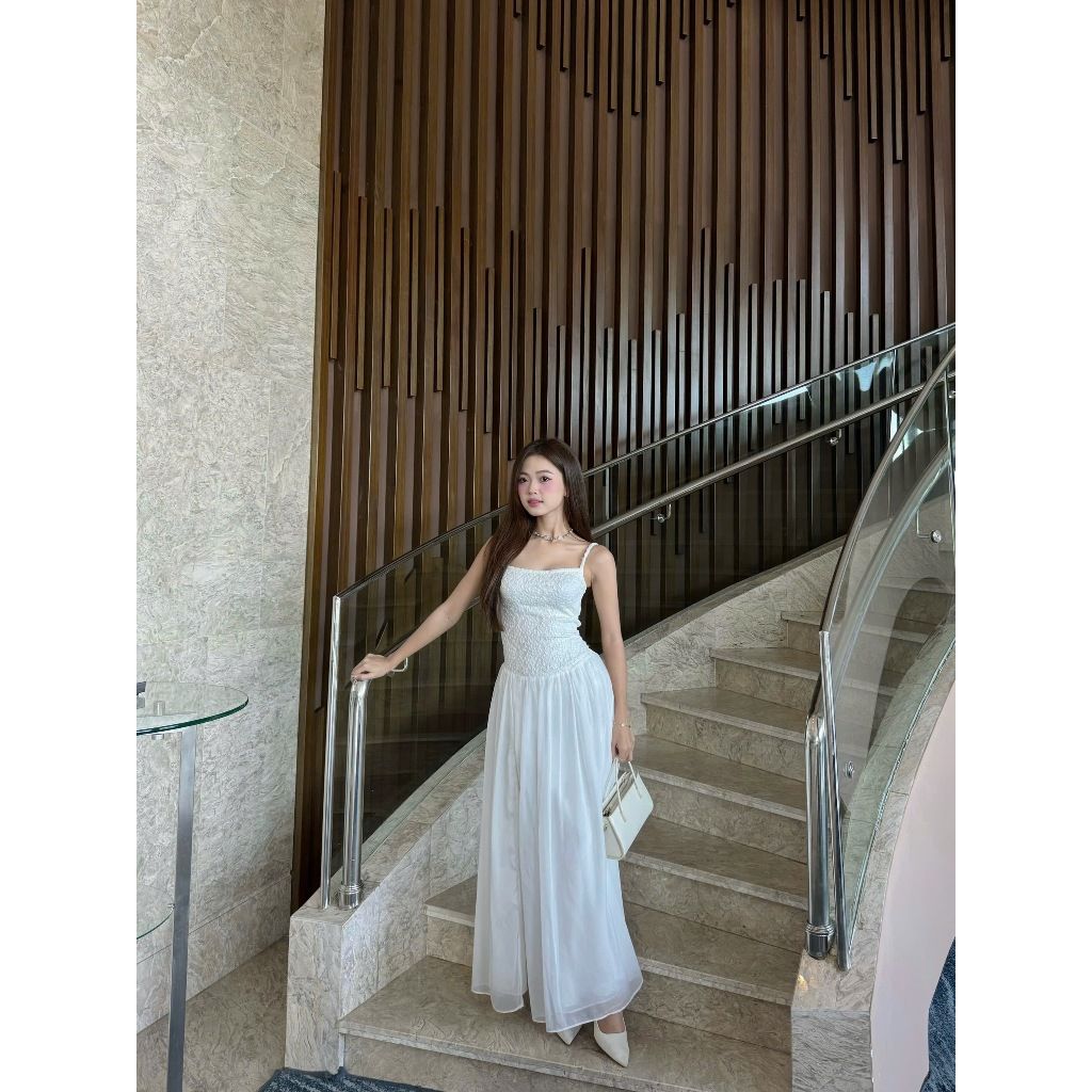 Đầm Nữ Đi Tiệc Hai Dây Xẻ Tà Phối Ren Hoa Sang Trọng   - EMIL DRESS - GOÛT DE JUN