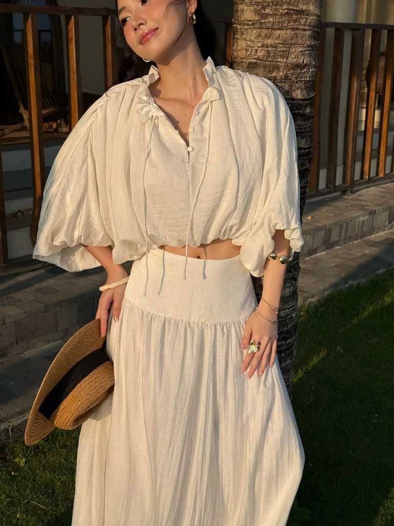 (BÁN LẺ) Set Nữ AGREC Áo Croptop Tay Dơi Cổ Bèo Phối Chân Váy Dài Nữ Tính GOÛT DE JUN