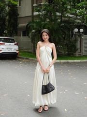 Đầm Nữ QUIERO Cổ Yếm Hở Lưng Dáng Dài Form Bí Quyến Rũ Nữ Tính GOÛT DE JUN
