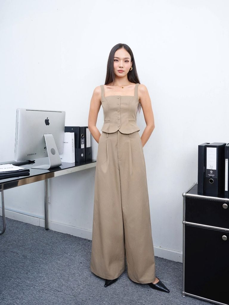 Áo Kiểu Nữ BLUXIE Cổ Vuông Phối Nút Cá Tính GOÛT DE JUN