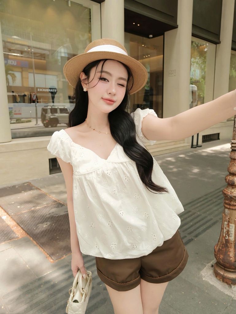 Áo Nữ FURLA Form Babydoll Phối Họa Tiết Hoa Đục Lỗ Dễ Thương GOÛT DE JUN