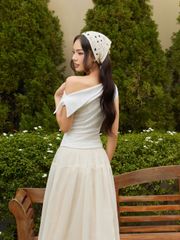 Áo Kiểu Nữ Trễ Vai , Áo Lệch Vai Chiết Nhún Eo Tôn Dáng  - RUGGIN TOP - GOÛT DE JUN