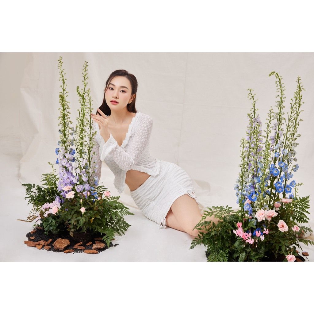 Set Áo Tay Dài Ren Hoa Phối Chân Váy Cạp Trễ Nhún (bán lẻ) - PERLIE SET - GOÛT DE JUN