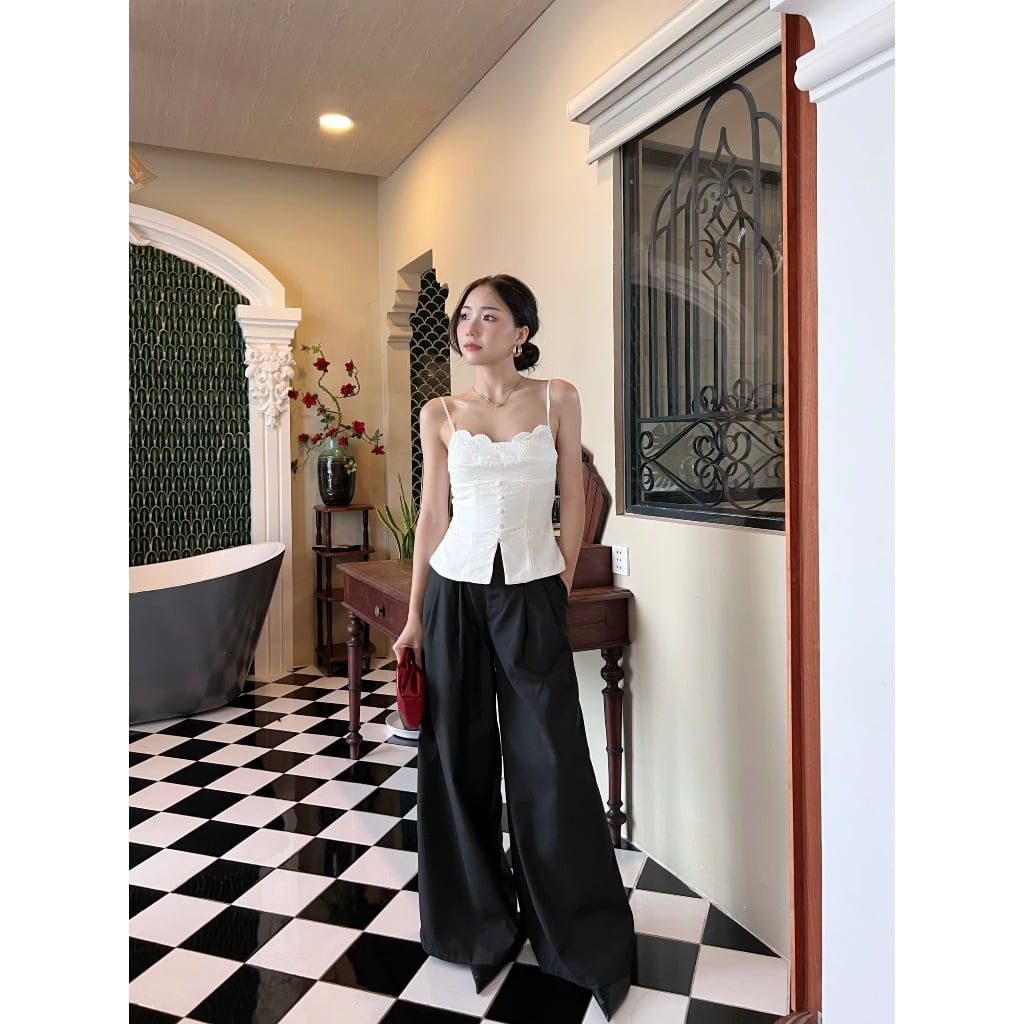 Áo Hai Dây Viền Ren Form Ôm Tôn Dáng - TRYSHI TOP - GOÛT DE JUN
