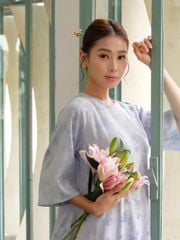 Áo Dài Nữ Mẫn Yên Vải Lụa Hoa Tay Lở Cổ Tròn Diện Tết Du Xuân (Không Kèm Quần)  GOÛT DE JUN