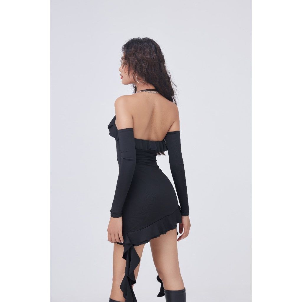 Đầm Ôm Dáng Dài Tay Trễ Vai Phối Bèo Tua Rua Cho Nữ - SELLA DRESS - GOÛT DE JUN