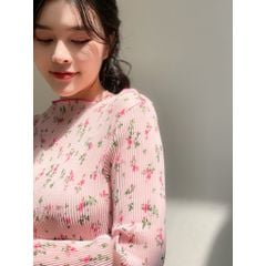 GOÛT DE JUN - Áo Voan Gân Kín Cổ Họa Tiết Hoa Tay Loe Viền Bèo- SHEERY TOP