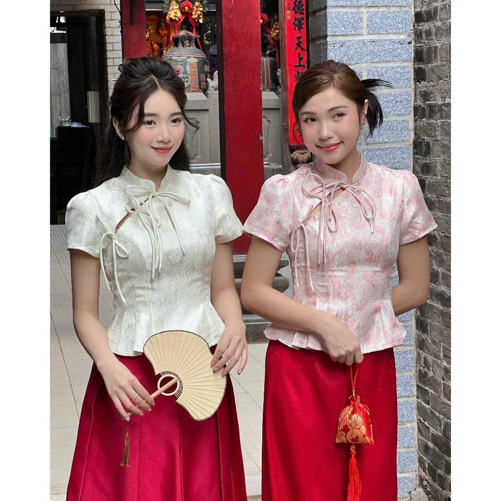 Áo Cổ Tàu Chất Gấm Đính Nơ Tay Phồng Tôn Dáng - THỤC NGHI - GOÛT DE JUN