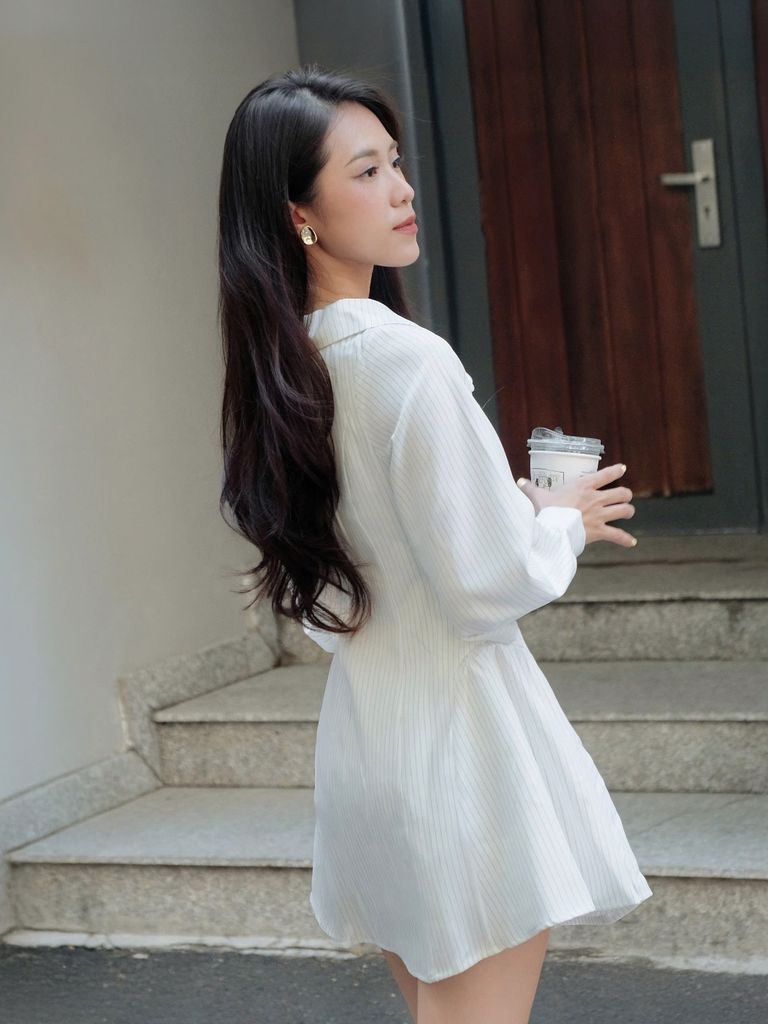 Đầm Nữ TICHAR DRESS Cổ Sơ Mi Họa Tiết Sọc Phối Tay Bồng Thanh Lịch  GOÛT DE JUN