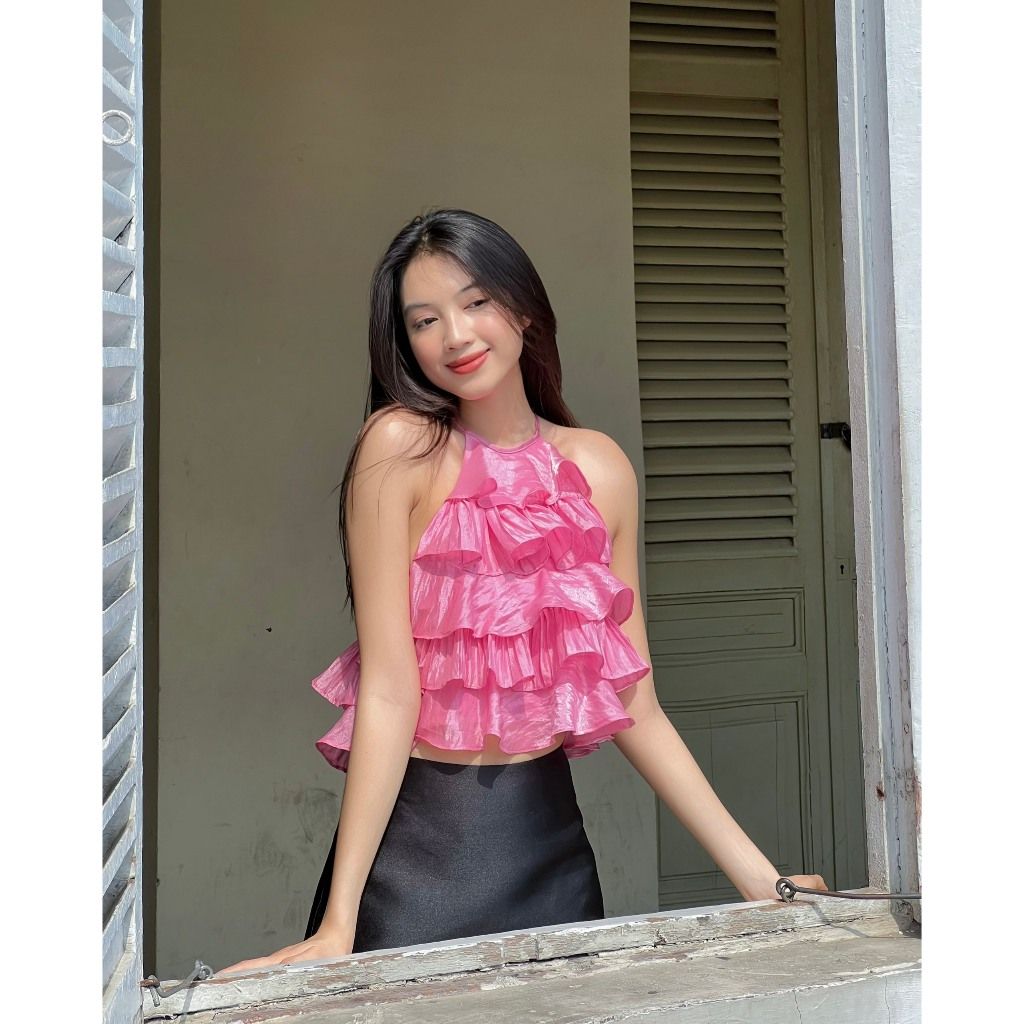 Áo Croptop Cổ Yếm Thiết Kế Tầng Xinh Xắn ( Không kèm chân váy ) - KYO TOP - GOÛT DE JUN